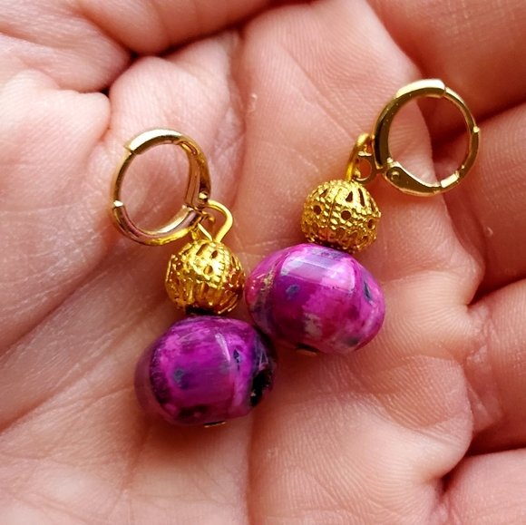 New Stunning Purple Fire Agate Rondelle Gold Earrings. - Picture 2 of 9
